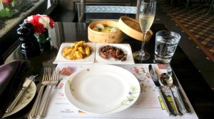 Asparagus fritters, Shitake in a Chinese Sauce , dimsums and my glass of Moet