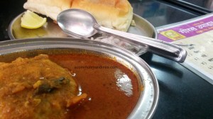 Wada Usal at Goras Uphar Griha