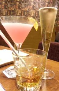 212 all day bar cafe deli