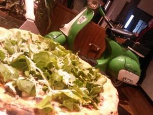 Pizza Metro Pizza Kemps Corner Mumbai (2)