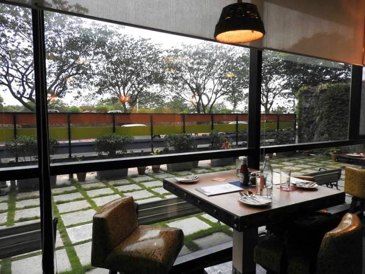 B Desi Sanpada Cafe and Bar